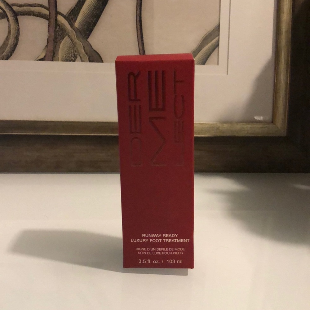 Dermelect Runway Ready Luxury Foot Treatment